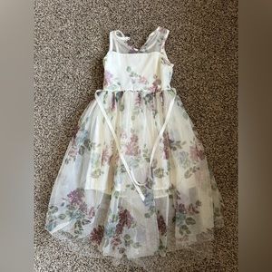 Girls size 6 Lilt dress
